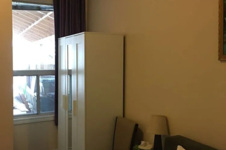 Room 3 of 12