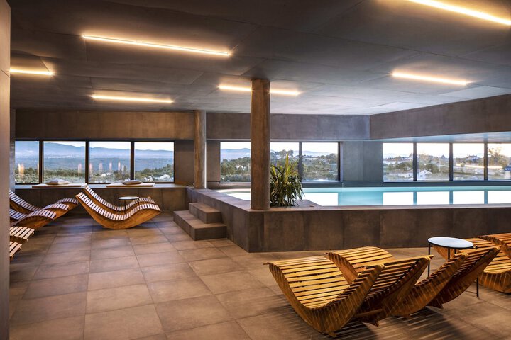 Pool 54 of 72