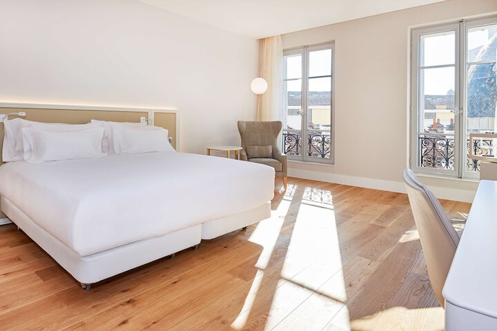 Room 21 of 60