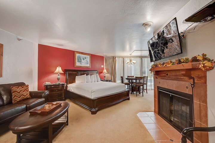 Room 54 of 331