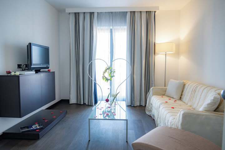 Room 19 of 52