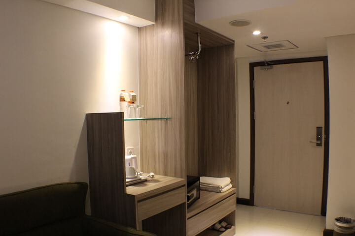 Room amenity