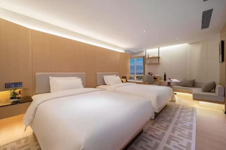 Room 19 of 27