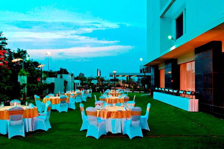 Wedding/Banquet 24 of 24