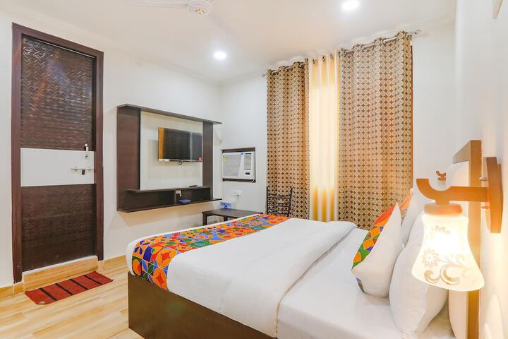 Room 18 of 20