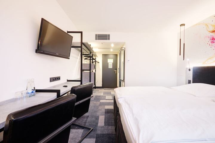 Room 22 of 70