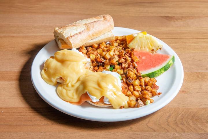 Breakfast/Coffee Service 95 of 106