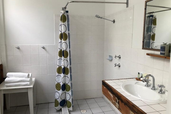 Room 50 of 69