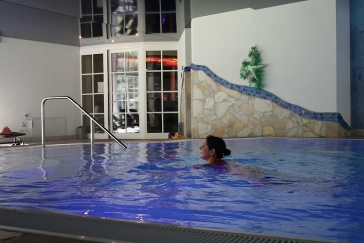 Pool 8 of 53