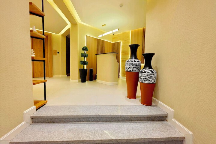 Hotel Interior 6 of 72