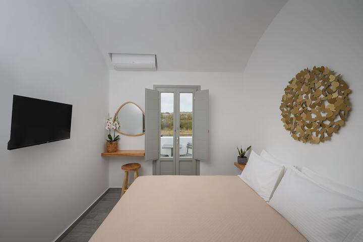 Room 10 of 86