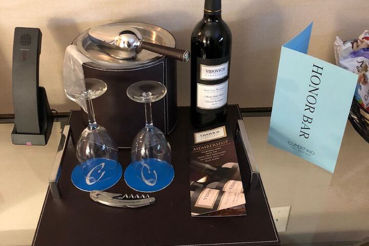 Minibar