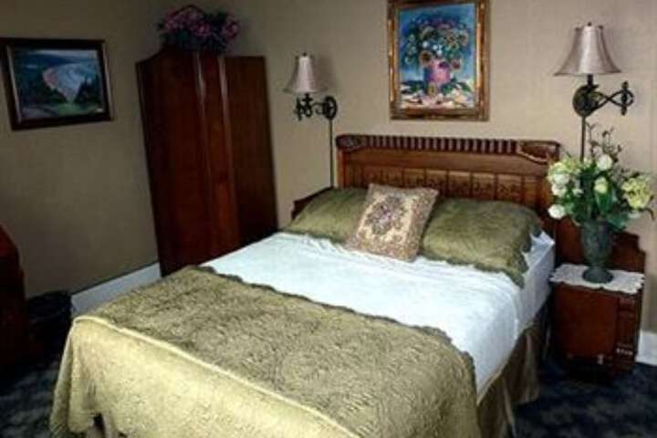 Room 5 of 44