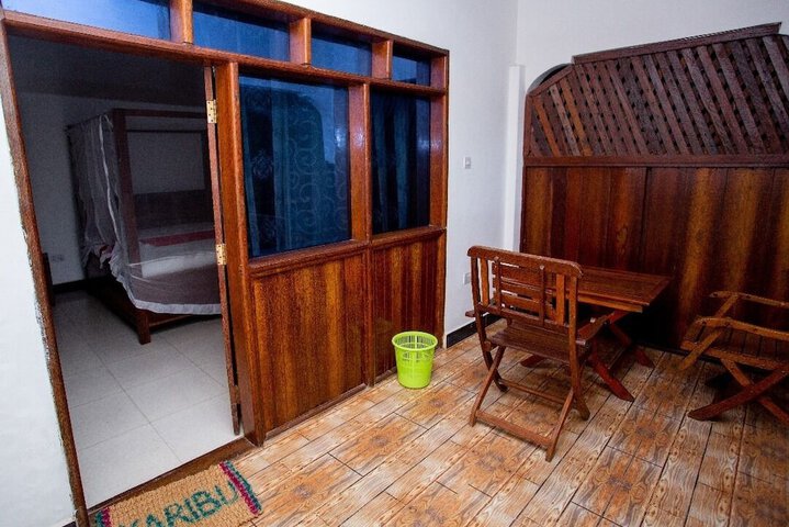 Room 15 of 49