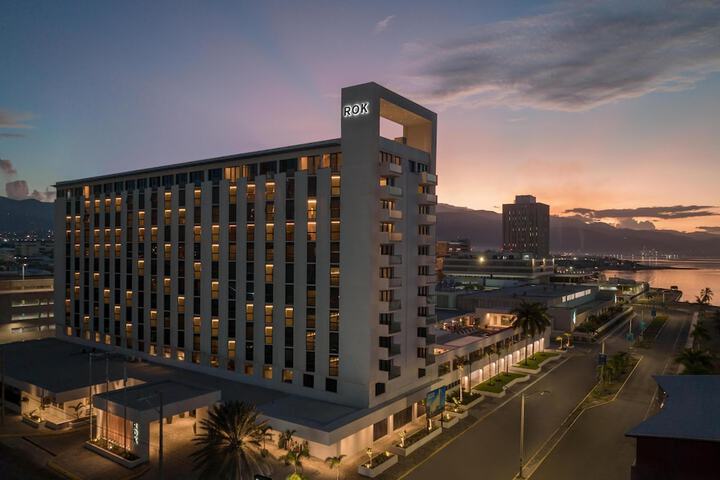 Photo of ROK Hotel Kingston Tapestry Collection by Hilton