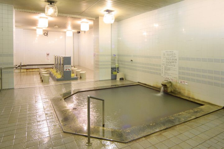 Spa 32 of 56