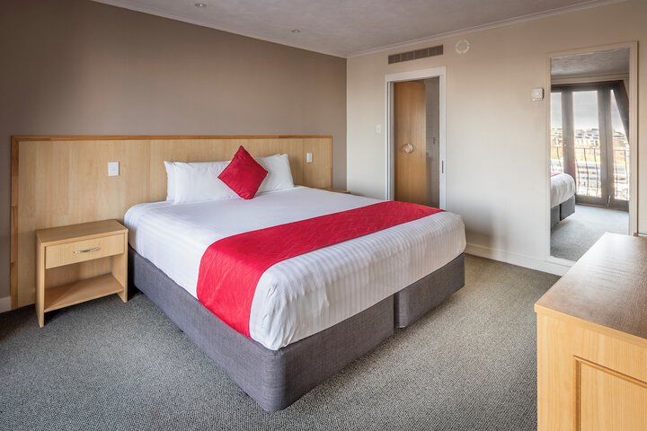 Room 20 of 76