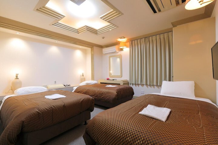 Room 18 of 40