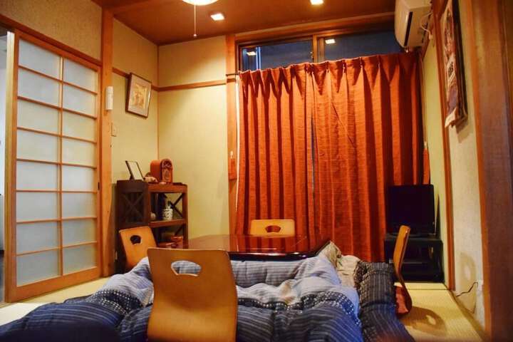 Room 8 of 23
