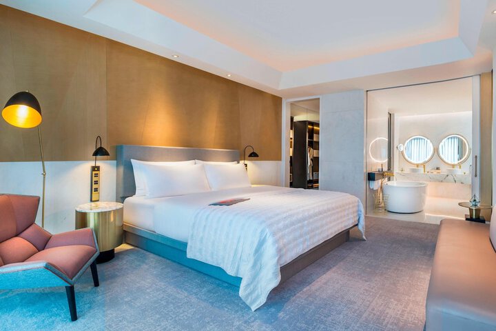 Room 5 of 52