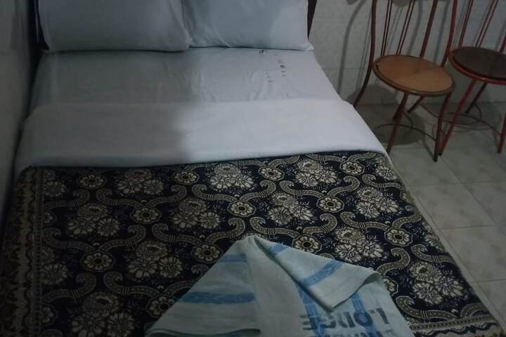 Room 9 of 31