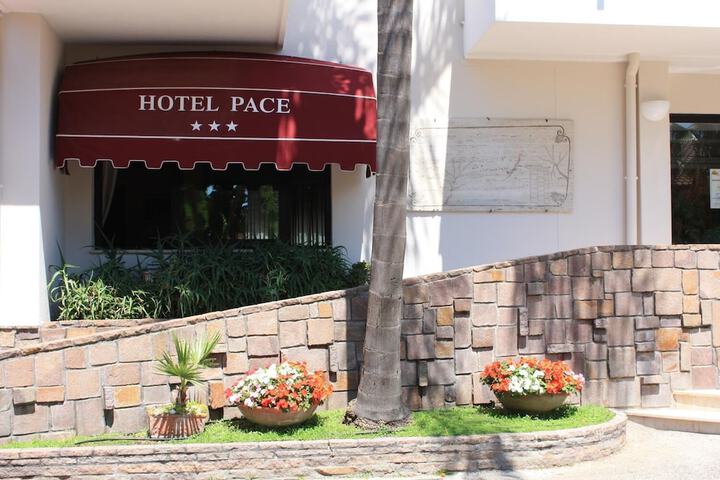 Hotel 2 of 12
