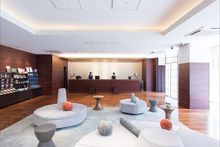 Lobby Entry