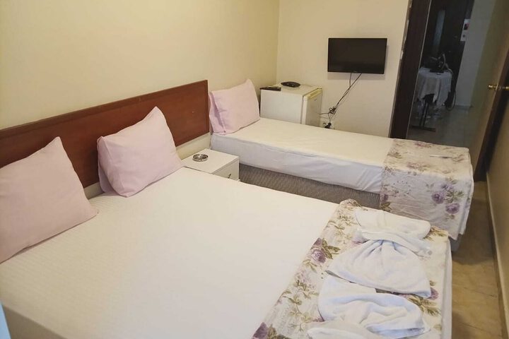 Room 21 of 42