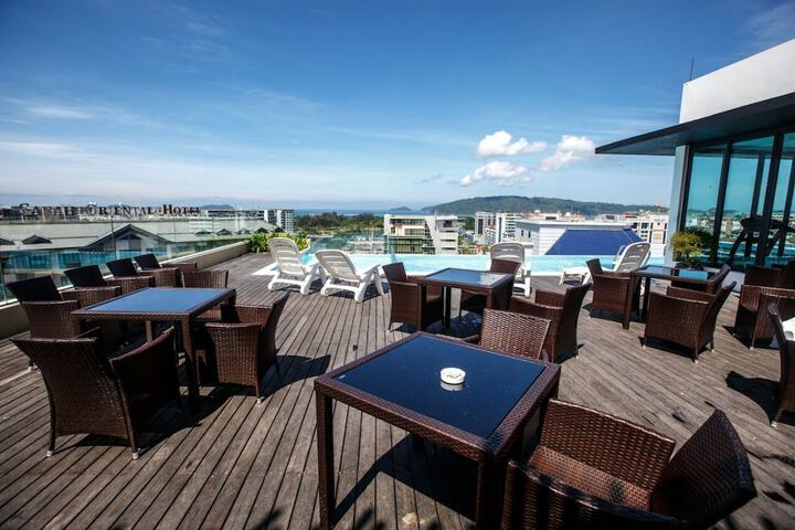 Pool Hotel