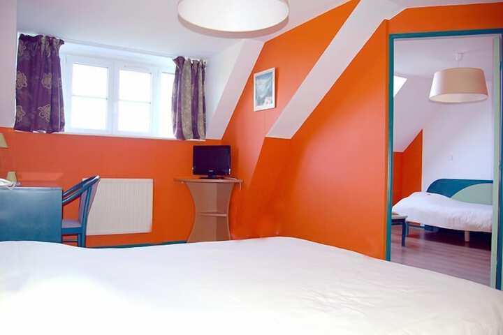 Room 5 of 22
