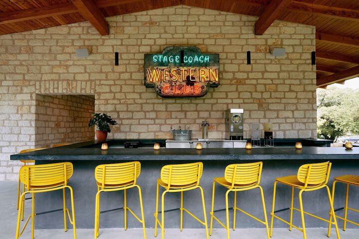 Poolside bar