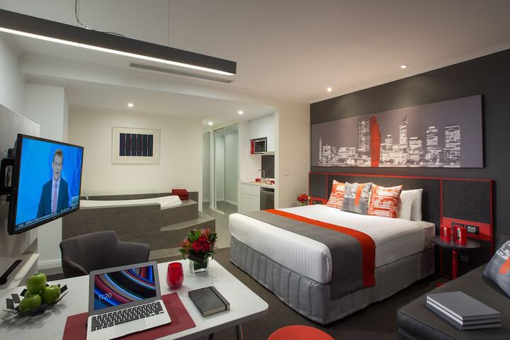 Room 2 of 22