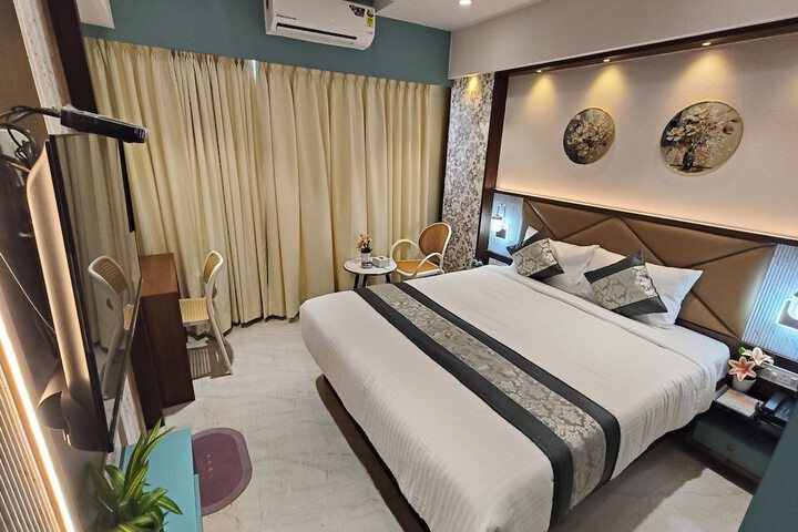 Room 25 of 60