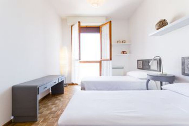 Room 17 of 26