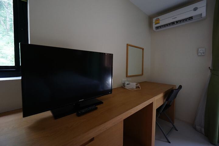 Room 22 of 40