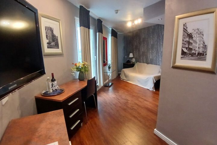 Room 129 of 182