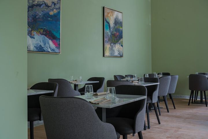 Dining 50 of 67
