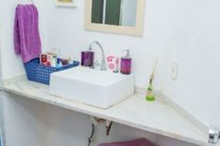 Room 4 of 21