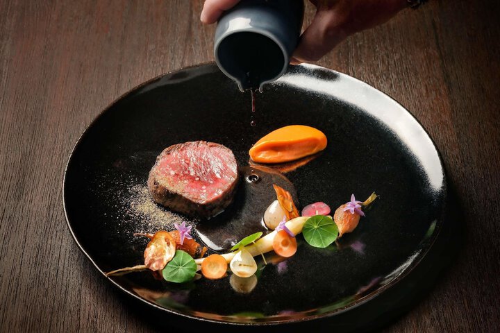 Dining 104 of 171