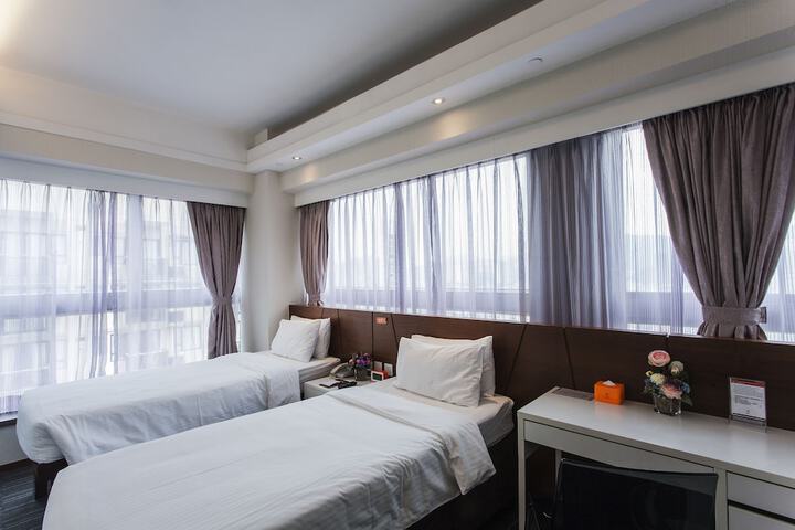 Room 12 of 58