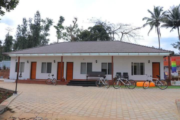 ROBUSTA VALLEY - a WANDERTRAILS STAY