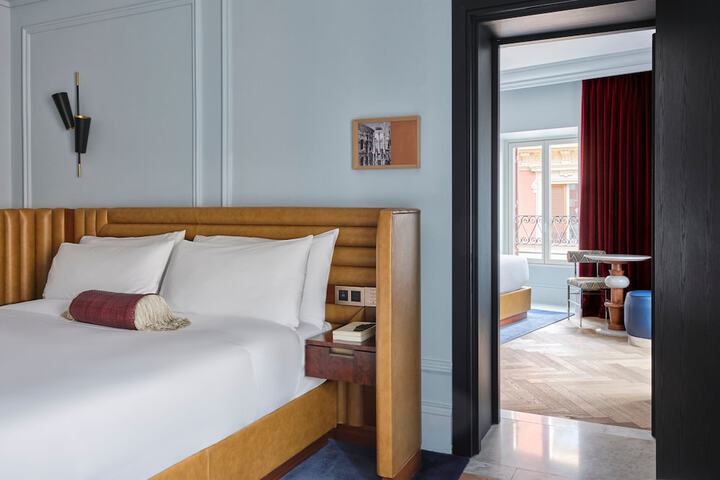 Room 73 of 202