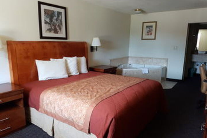 Room 12 of 29