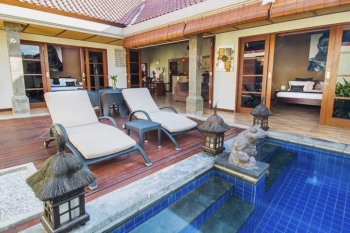 Pools & Facilities