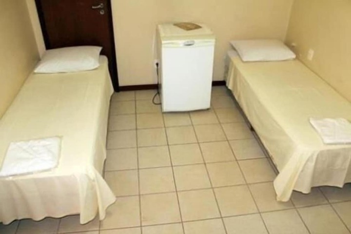 Room 21 of 47