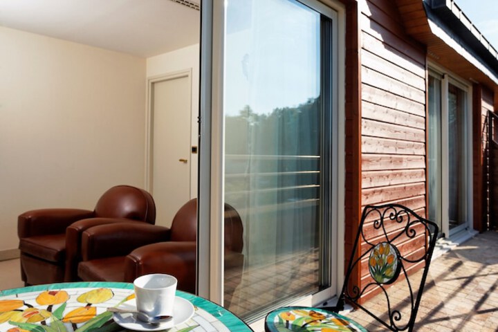 Terrace/Patio 18 of 41
