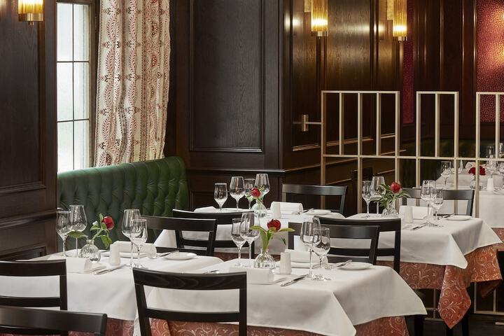 Dining 53 of 71