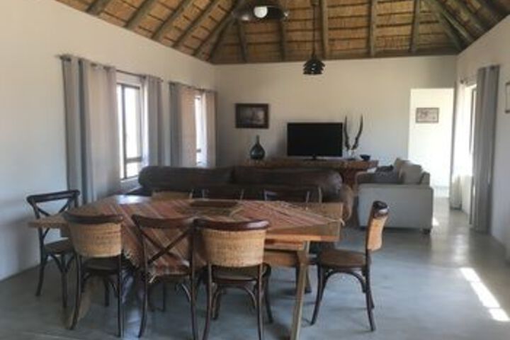 Room 7 of 11