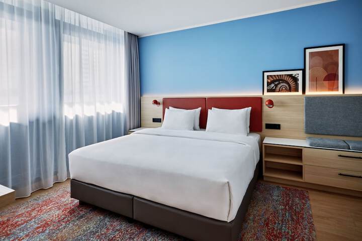 Room 7 of 45