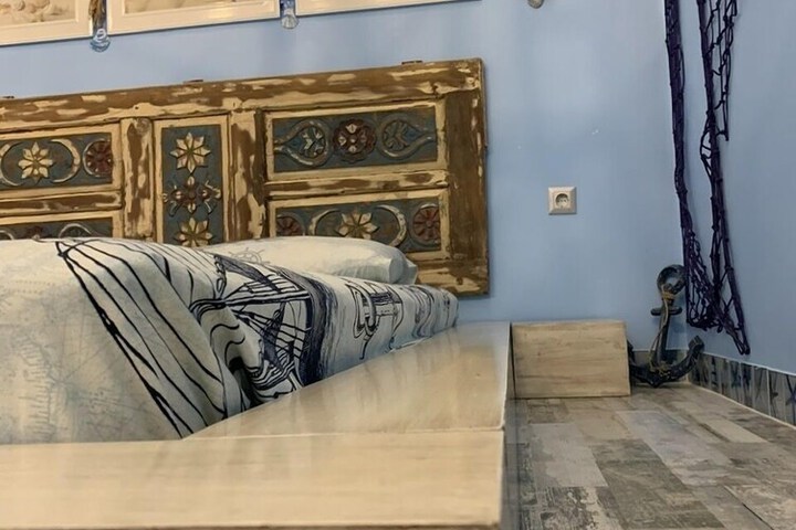 Room 25 of 97